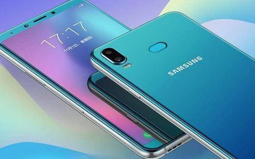 三星galaxya21泄露后置四摄打孔全面屏