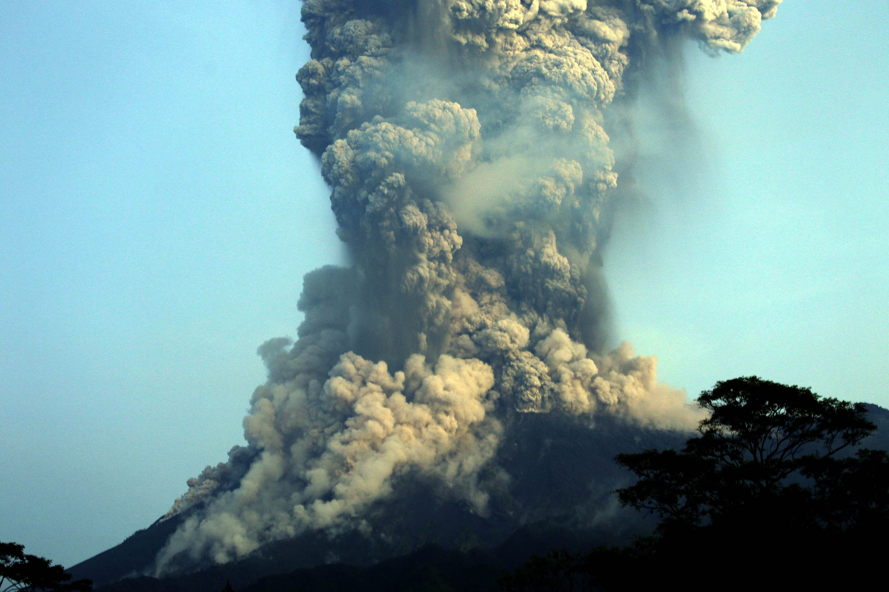 5·31印尼火山爆发图片