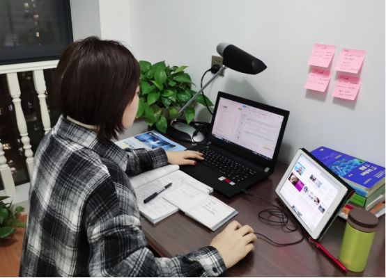 学校扎实有效推进线上课程教学