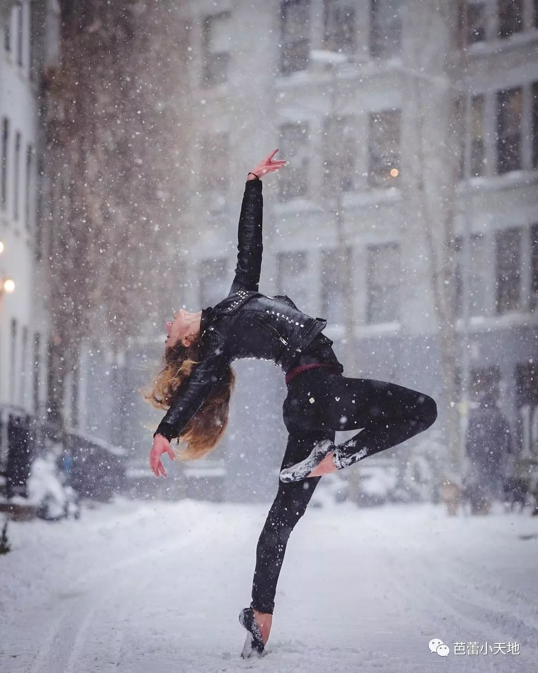 下雪天干什么当然是跳舞啦