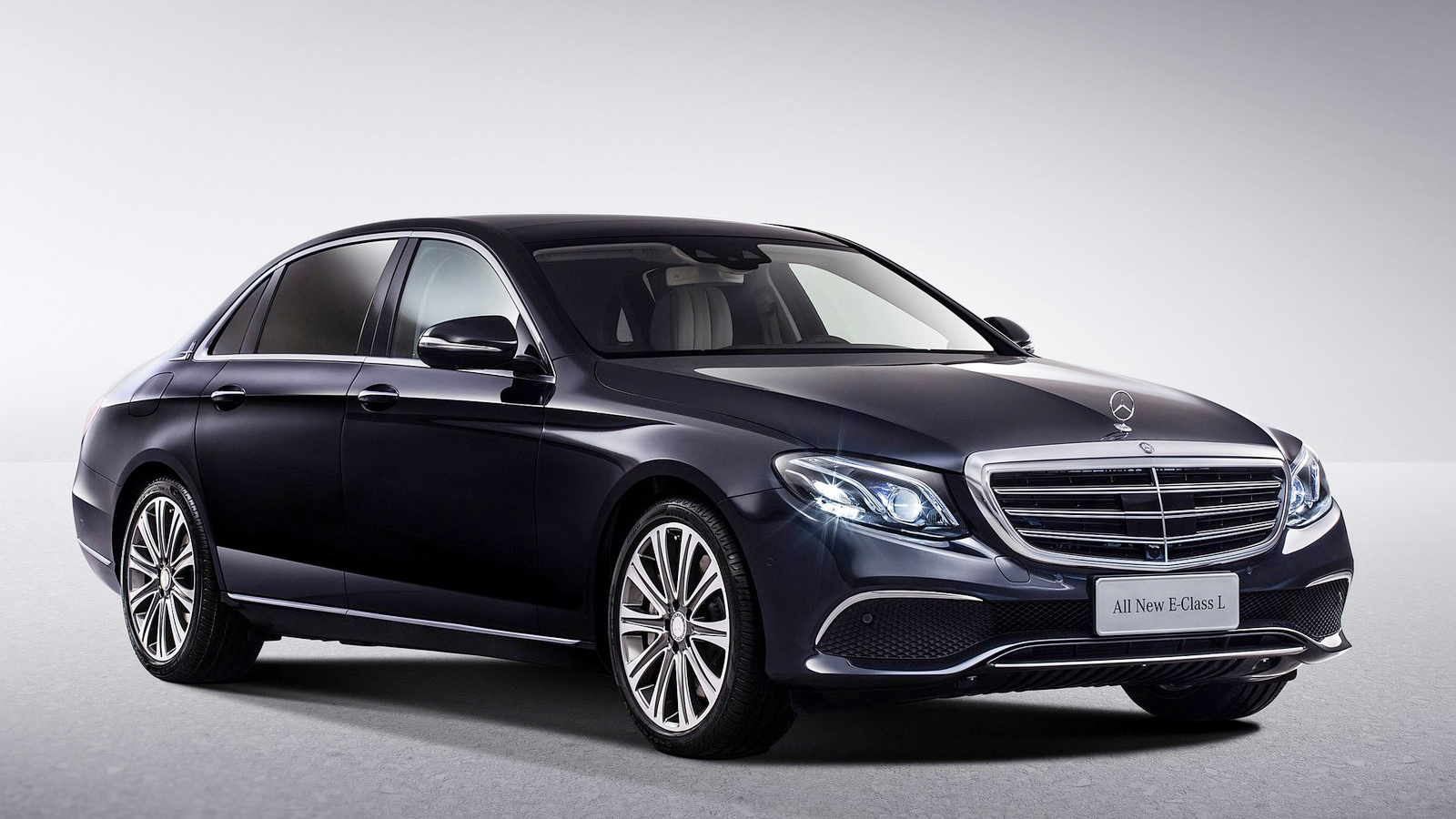 全新奔驰e级亮相这么运动中国该如何特供