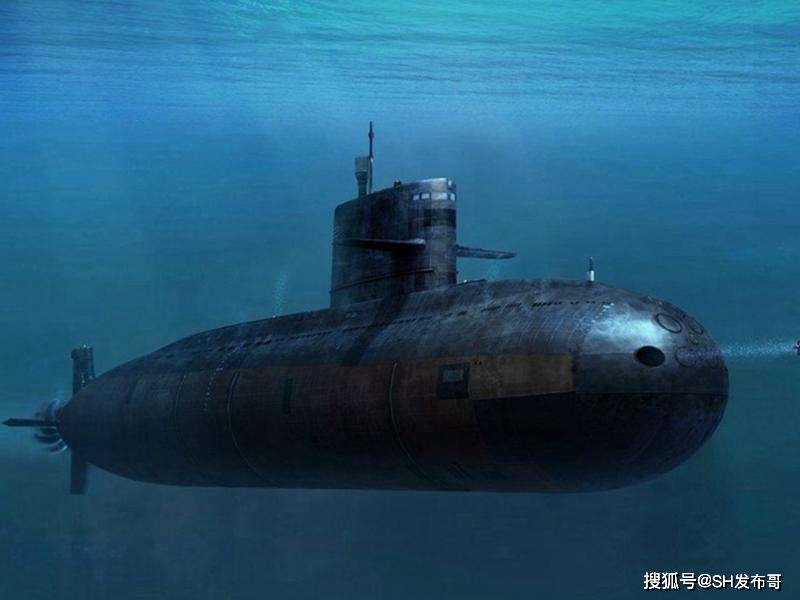 潜艇下潜到2000米的海下为何会被压瘪