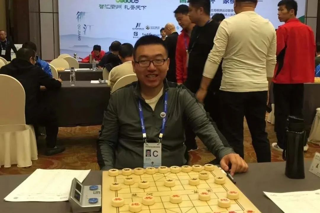 年第十三届全运会公开男子组季军,2017年全国业余棋王赛总决赛第六名