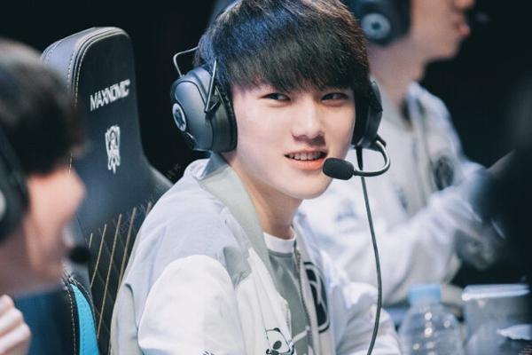 edg阿布谈职业选手靠这个方法一天就能知道你是不是天才