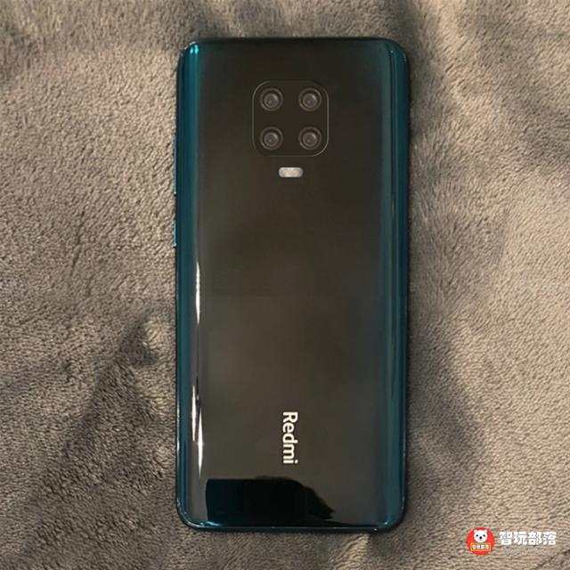 原創redmi note 9 pro曝光:挖孔屏幕 浴霸四攝,與華為nova 5z撞臉