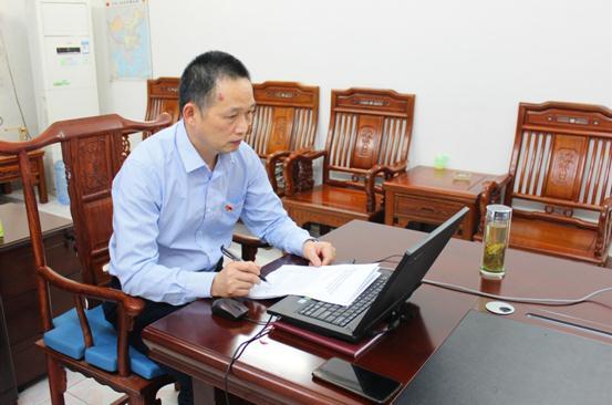 平南县自然资源局召开2019年度党组织书记落实全面从严治党和推进法治