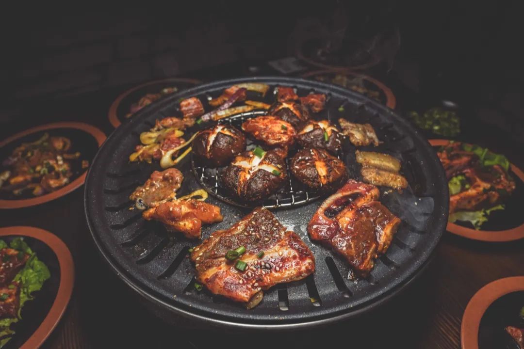 千岛湖鱼街辉照山中式烤肉福利来啦