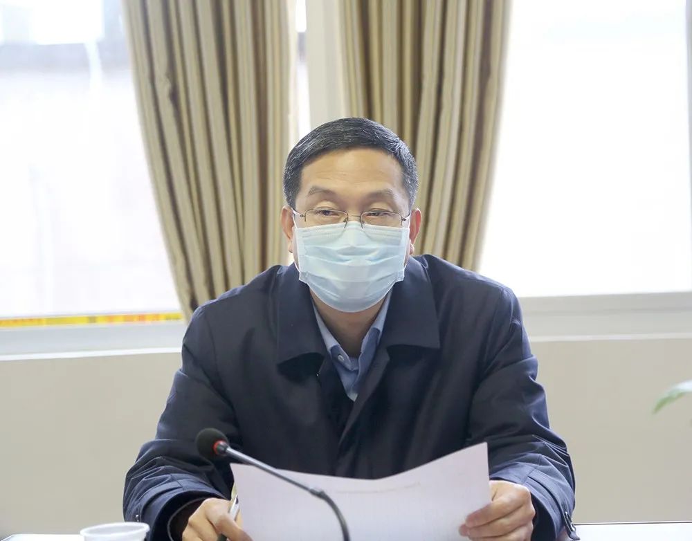 信州区委书记潘表光调研征迁项目复工和工业企业复产工作