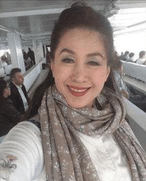 林正英"御用女僵尸",卸妆后竟这么美,如今63岁女人味满天飞!_王玉环