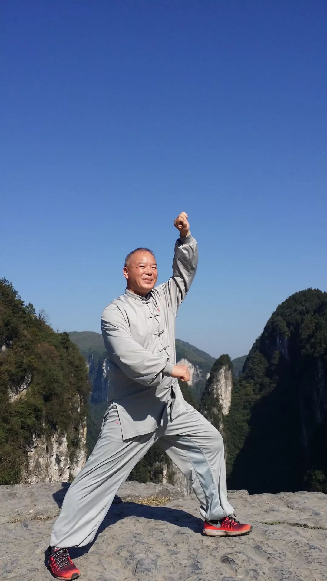 杨氏太极拳老六路练习注重养避免伤