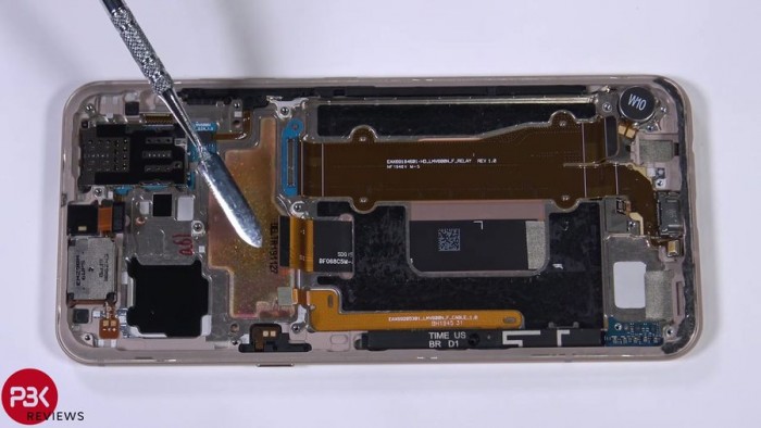 [视频]lg v60 thinq拆解报告:模块化设计易于维修