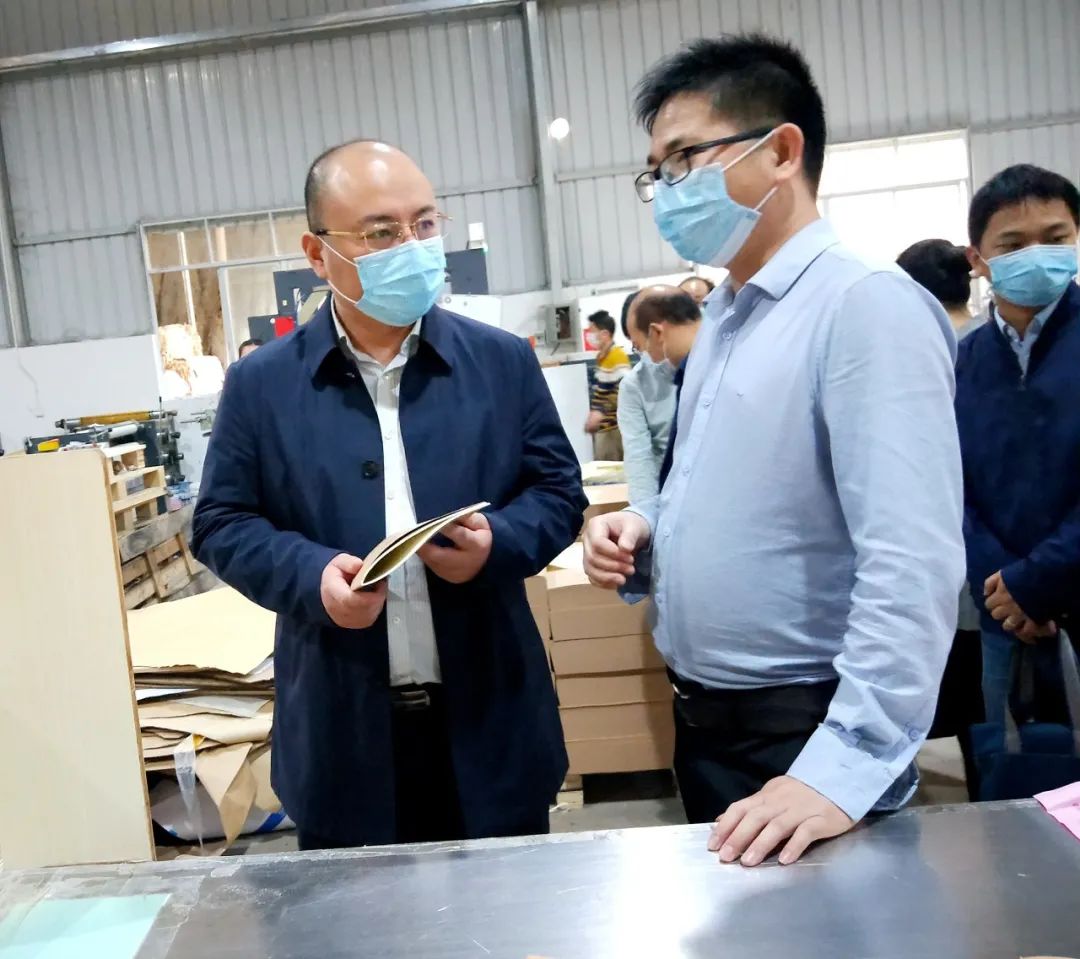 共抗疫情 玉青同行 | 团市委慰问抗疫一线,助力企业复工复产_高巍