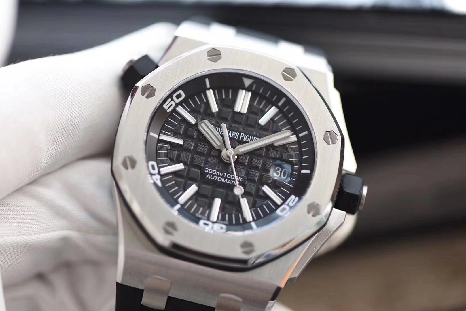 运动潜水和奢侈品鉴爱彼皇家橡树15703腕表