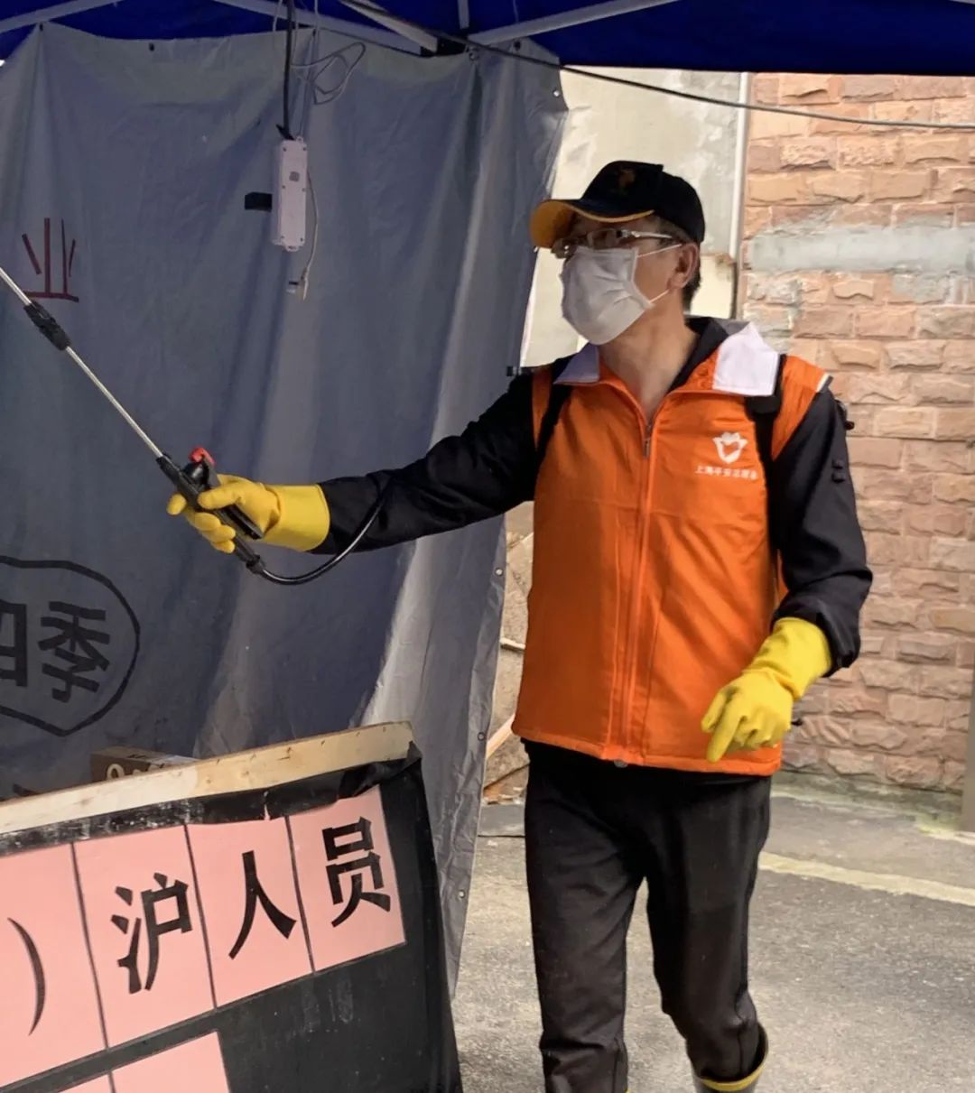 战疫先锋疫情下的小人物平凡中有大能量