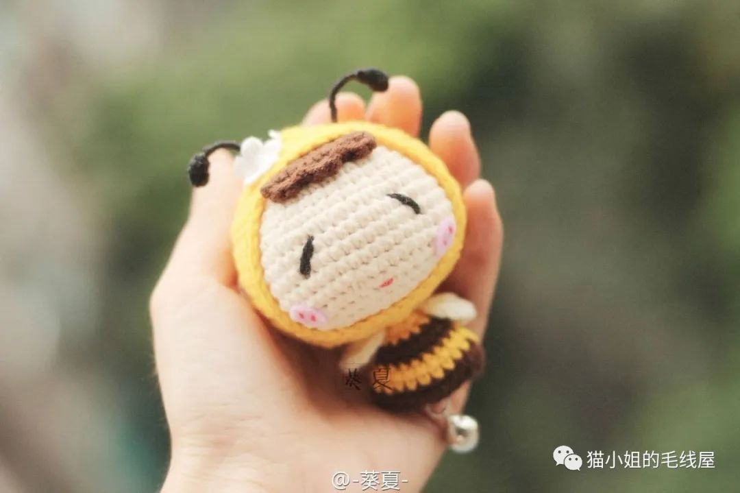 钩针图解集| 9款勤劳の小蜜蜂,你最喜欢哪一款?