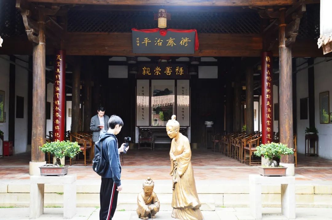 布政衙,大夫第△施清凉·图上五店市番仔楼明珠,中西结合,大气清新.