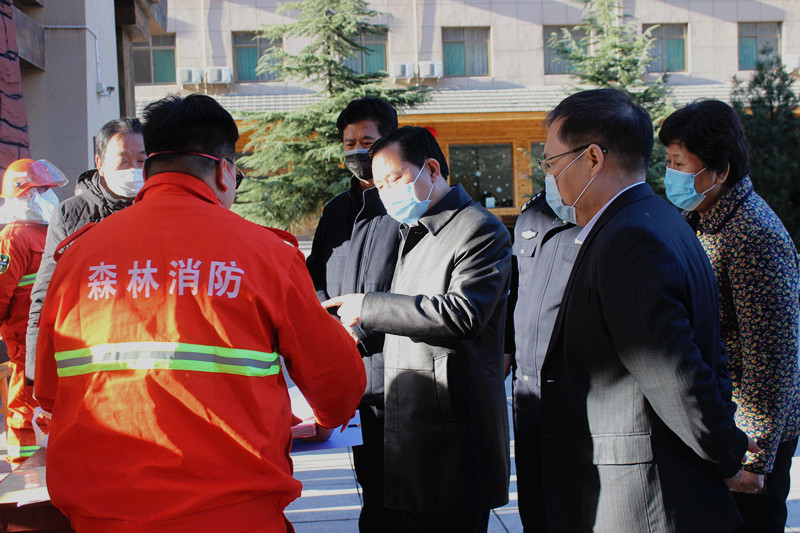 武安市市长强延峰到七步沟景区调研
