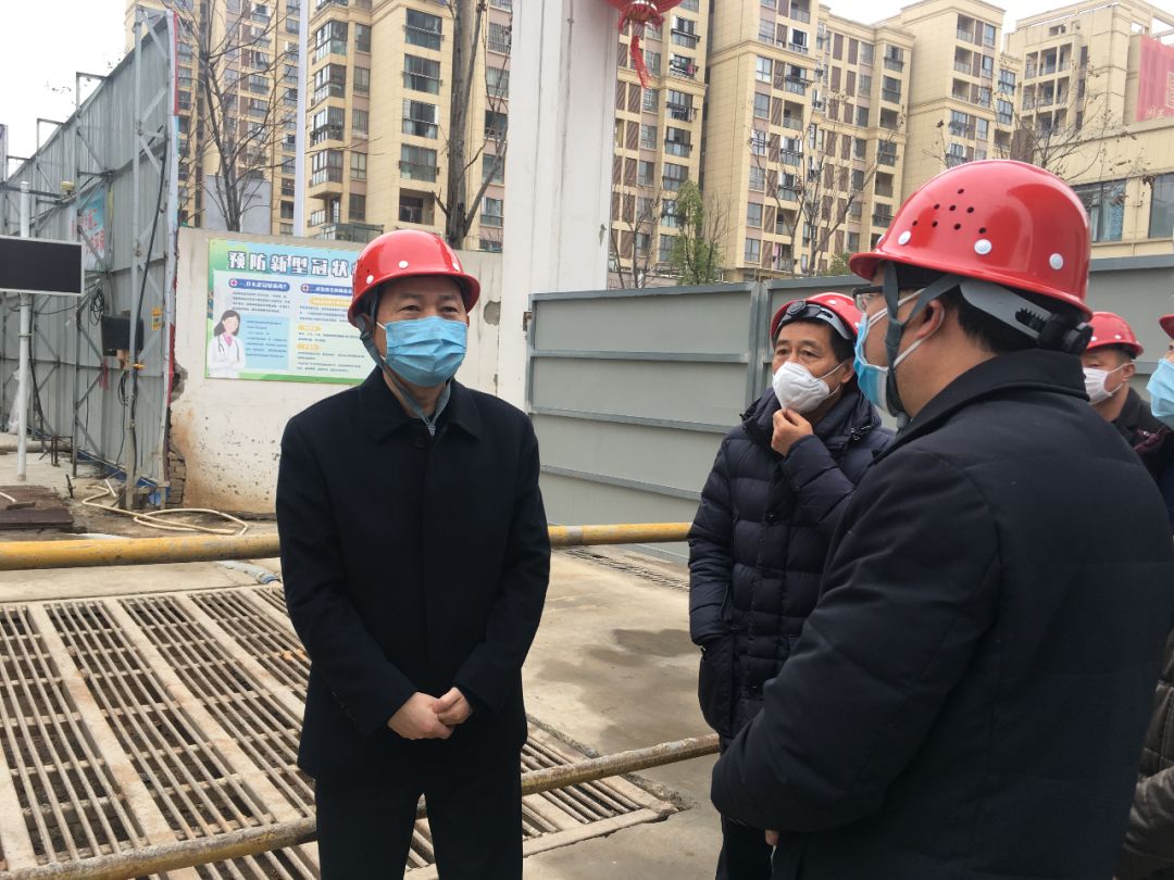 汪发进督查全区房地产项目复工及疫情防控工作