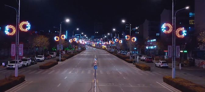 年後的下花園街頭依然冷清空寂,恍如一座空城.