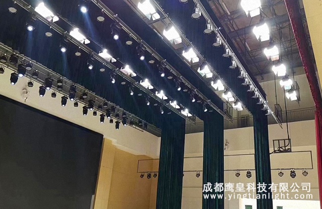 学校多功能厅舞台灯光设计方案分享