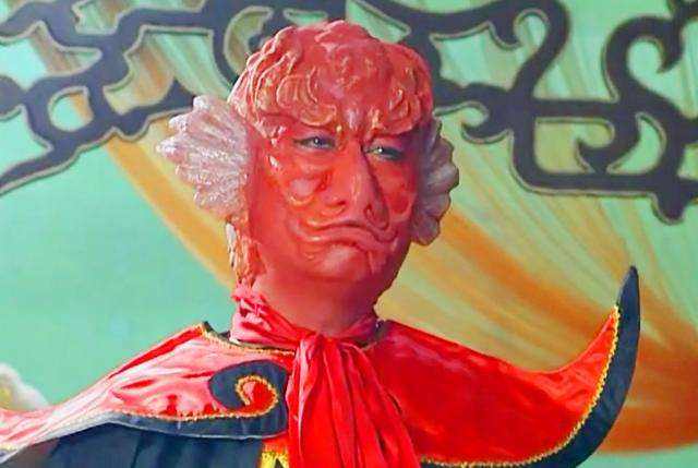 之人,再就是自打白骨精之后,他就明白了整个取经的真谛,一路斩妖除魔