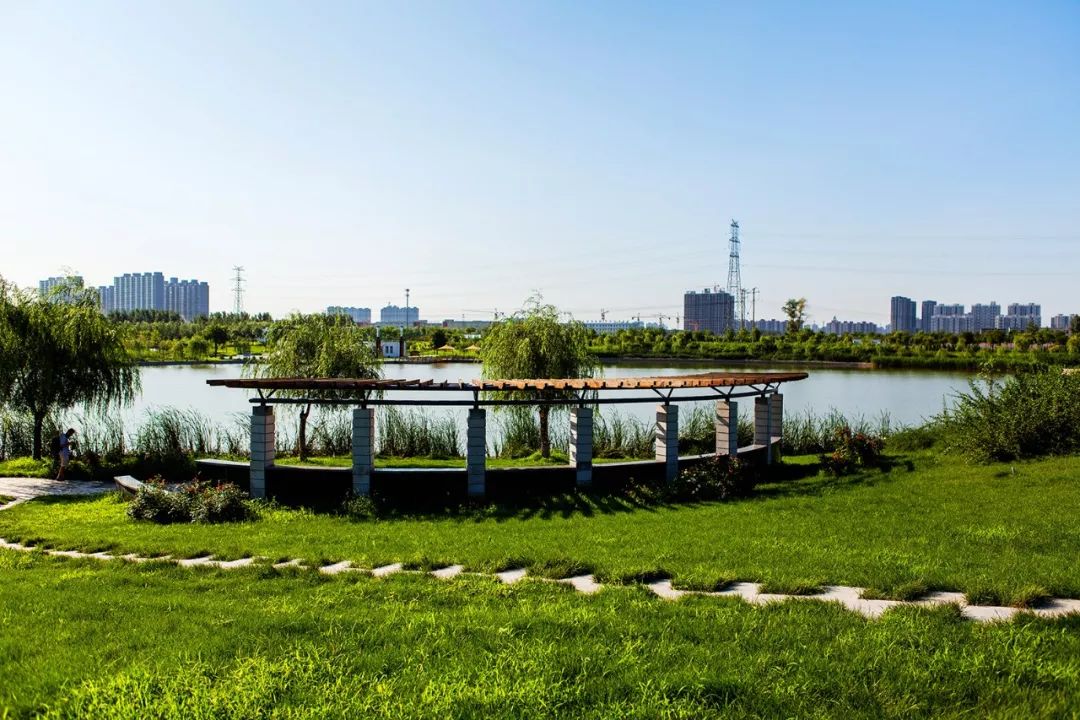 正基九宸丨法式风情绿色科技天山公园高新核心