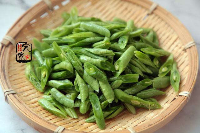 惊蛰必吃这菜,钙是鸡肉的7倍,黄豆的2倍,孩子常吃蹭蹭长_芸豆