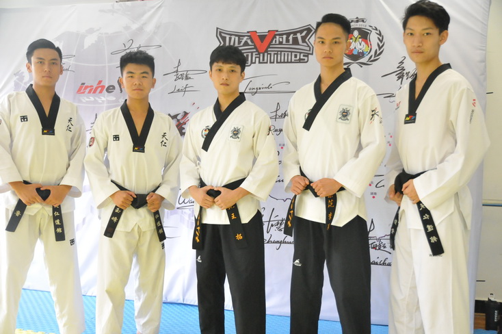 承示范团举办2017年10月13日举办第三届跆拳道大变身系列培训品势