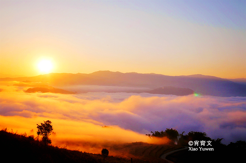 原创走过四海八荒等下一个冬季到西盟追一束日光赴一场云海之约