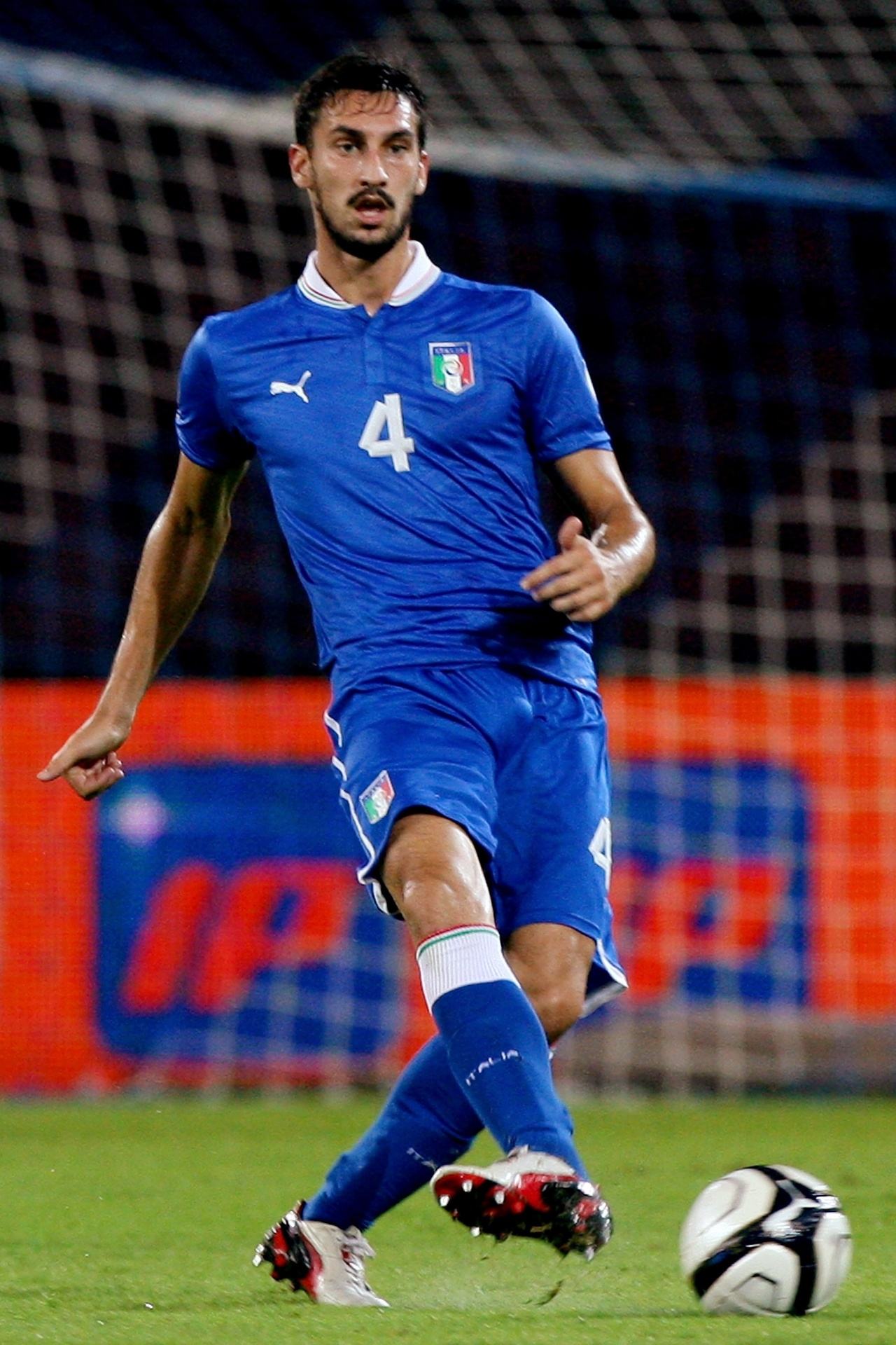 今天是意大利后卫阿斯托里在睡梦中去世的日子