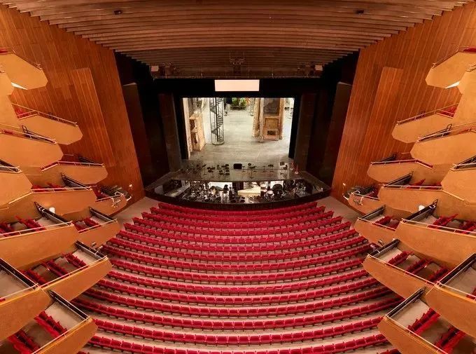 掌上大剧院 | 剧院建筑的声学奥秘你了解过吗?_包厢