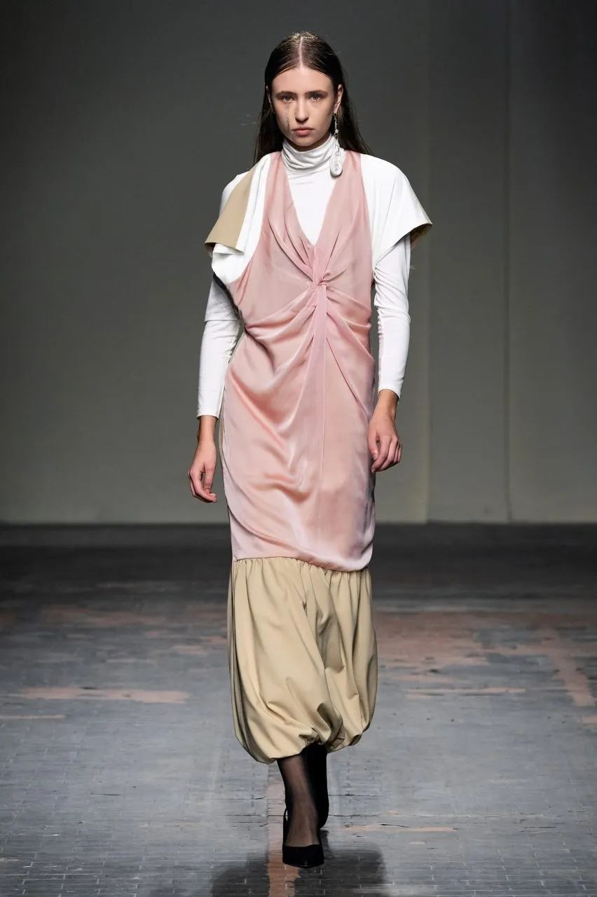 罗马时装周唯一华人品牌 | fendi女士亲临jing yu发布会现场_王祉诺