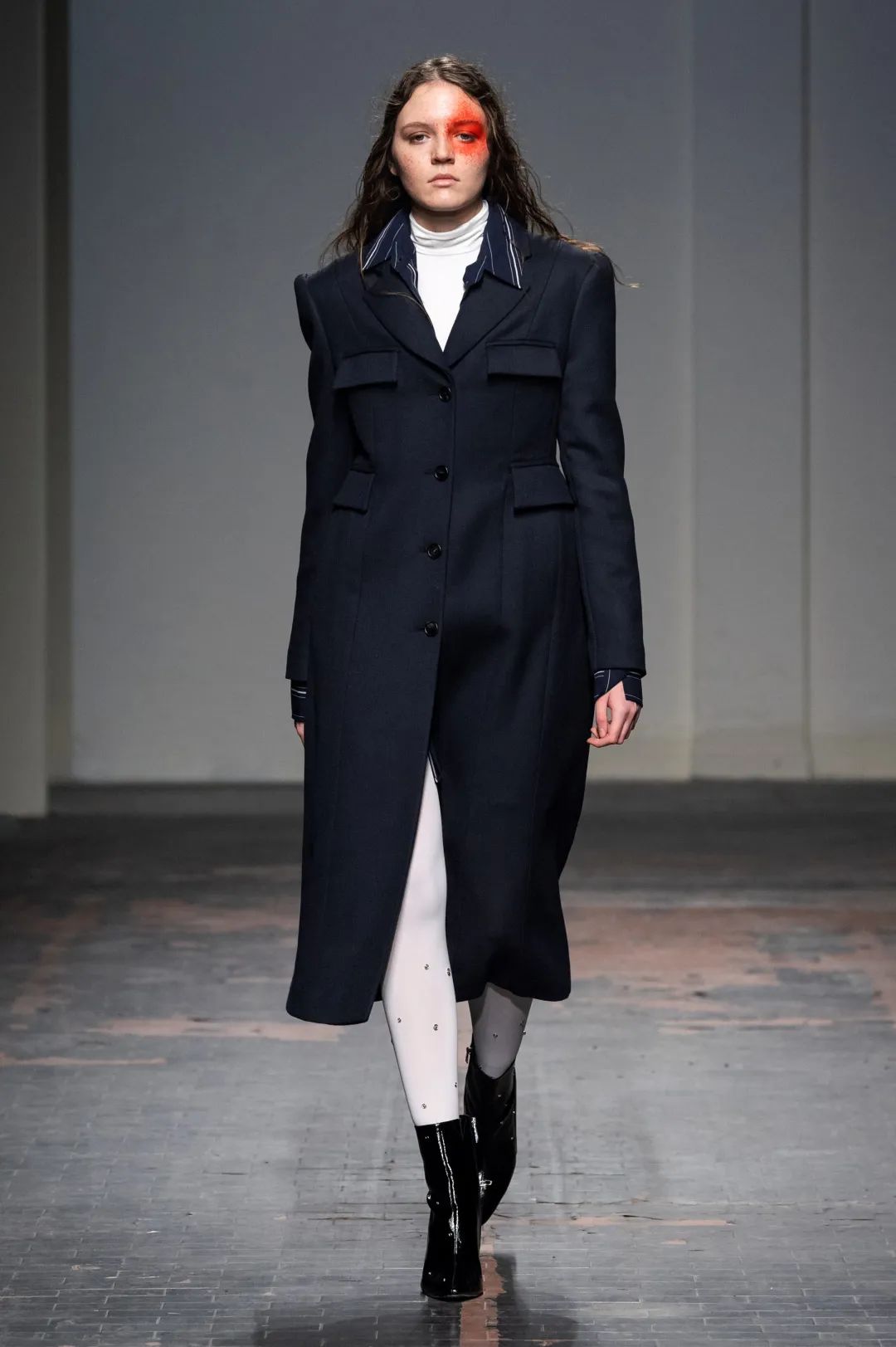 罗马时装周唯一华人品牌 | fendi女士亲临jing yu发布会现场_王祉诺