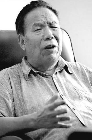 王富洲2000年3月2日,阎庚华在黑龙江电视台记者的陪同下再次从哈尔滨