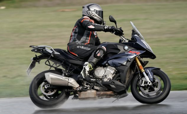 metzeler象牌sportecm9rr轮胎外媒测评