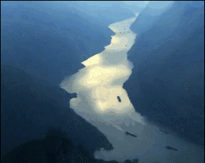 你奔腾不息的生命大河我依然能感觉到但是无情的病痛,噬痛了美丽的