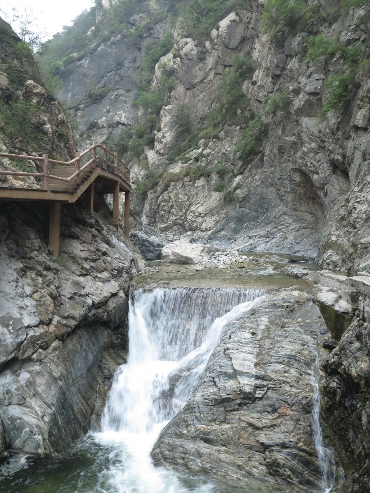 原创华山脚下藏着一个幽谷奇石的小仙境去了不想走