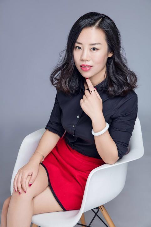 一天两亿神话的李小静新微商时代到来这次真的不一样