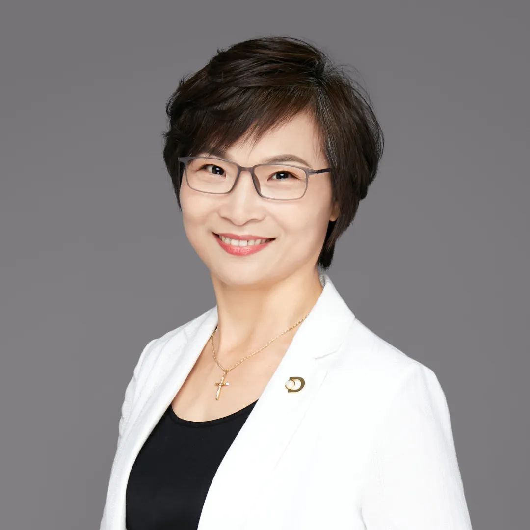 董美华d·美華保险师事务所创始人,officezip入驻企业主深耕中国保险