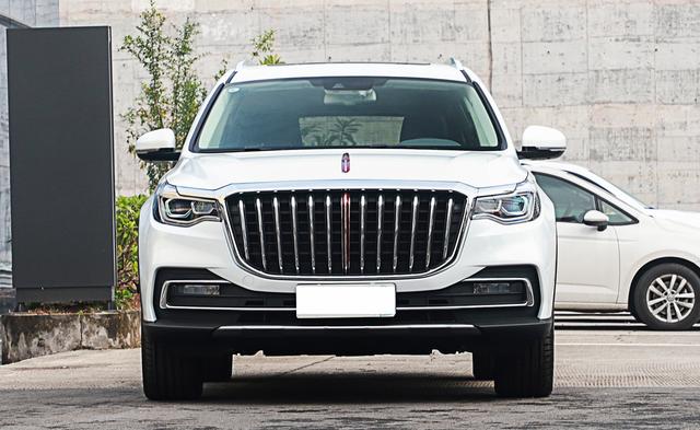 红旗的高端旗舰全系标配v6发动机四驱比大众途昂更有面子