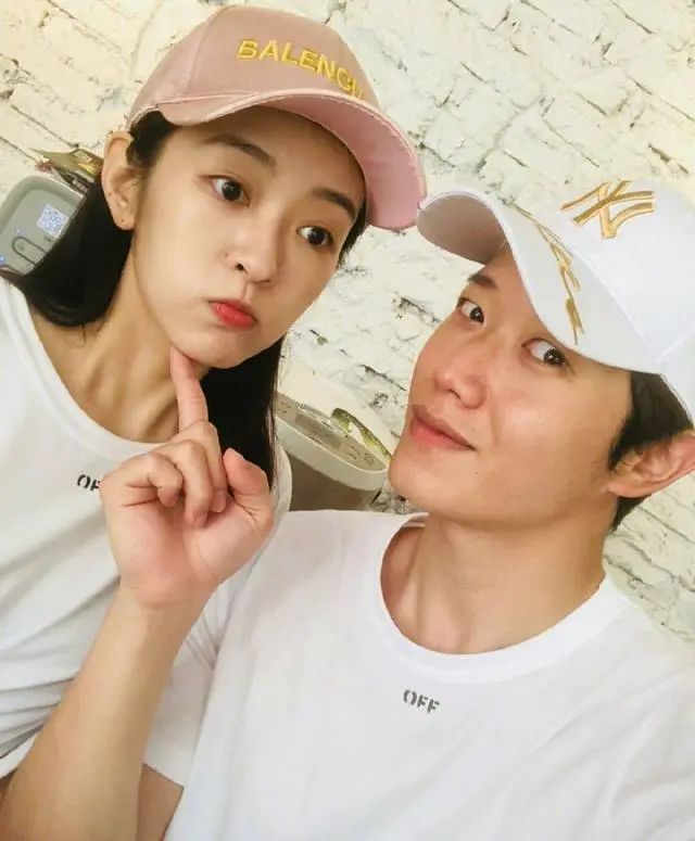 喜事连连3对明星情侣官宣结婚娱乐圈的春天要来了