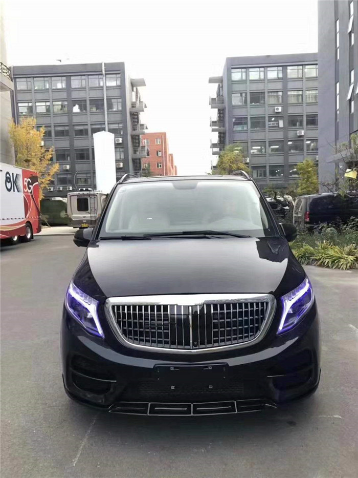奔驰迈巴赫vs680矮顶v级崭新设计理念开启耀世领航之旅
