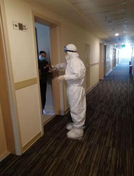 铿锵玫瑰勇绽芳华 无畏生死呵护生命 ——记张北县医学隔离观察点护士