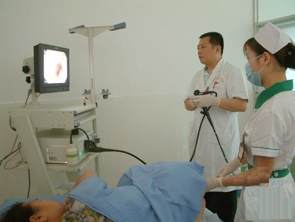 52岁女子查出肠癌晚期提醒身体出现4种异常尽快检查不拖延