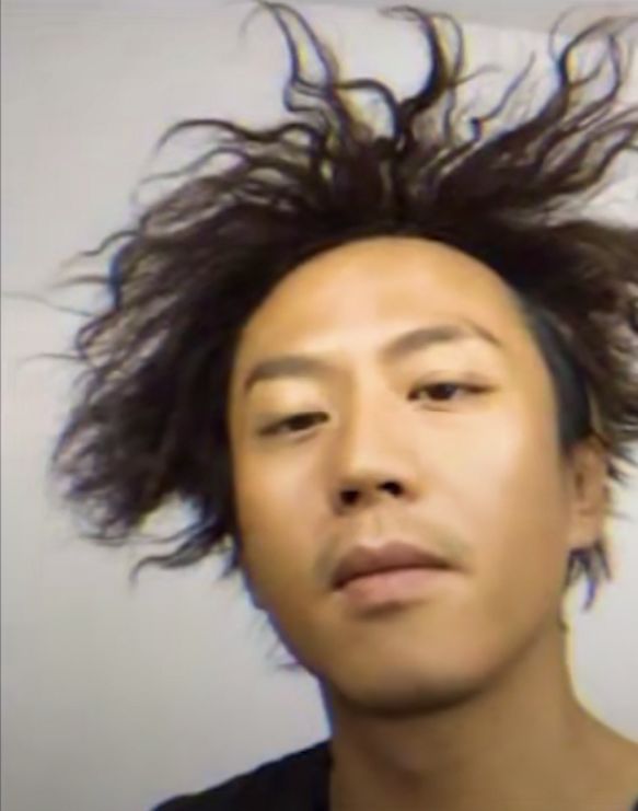 要去理发店整整发型,疫情后的tony老师更厉害了,经历了疫情在家自己