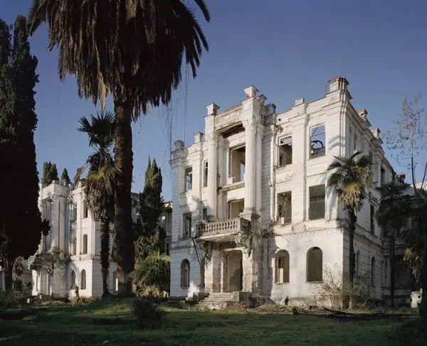 中摄影创作的逻辑与方法的再思考【公益摄影阅读11】_吕克·穆列内