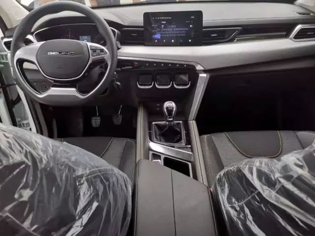 海纳车城疫情期间凡购beijing智达x3厂家金融5万定额贷0息