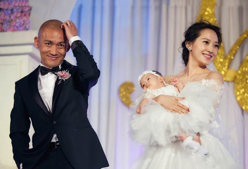 2014年,她和自己的偶像聂远成为了夫妻,现在生下了孩子,聂远对秦子越