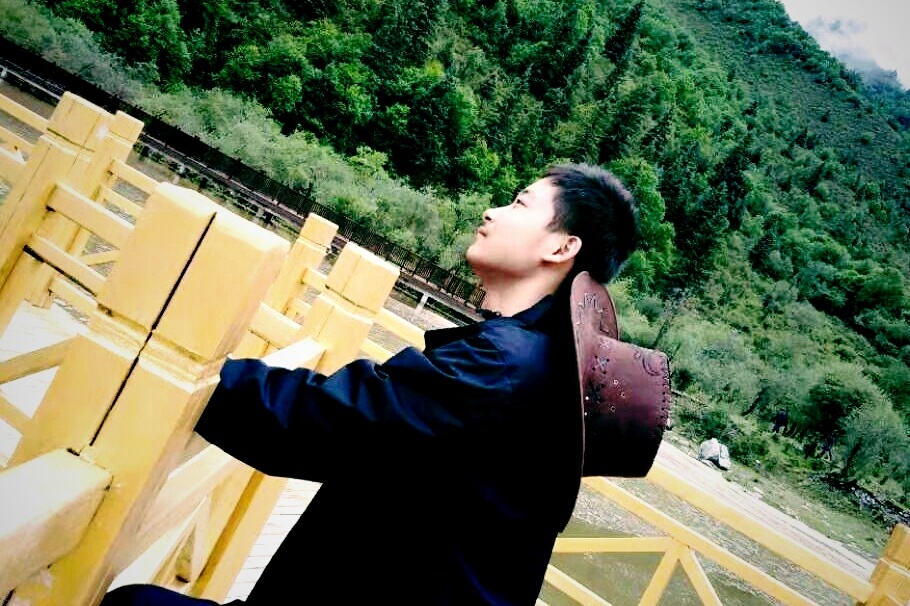 中益书法家协会会员张彦周