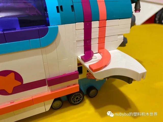 lego乐高70828梦幻派对巴士测评